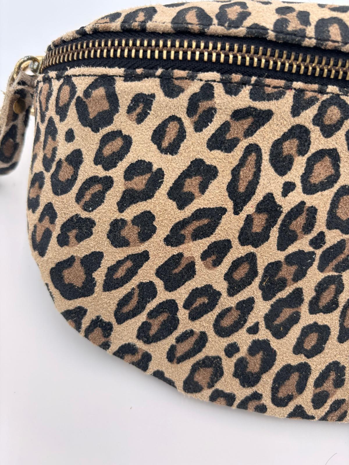 Bolsa de Cintura e Ombro Animal Print