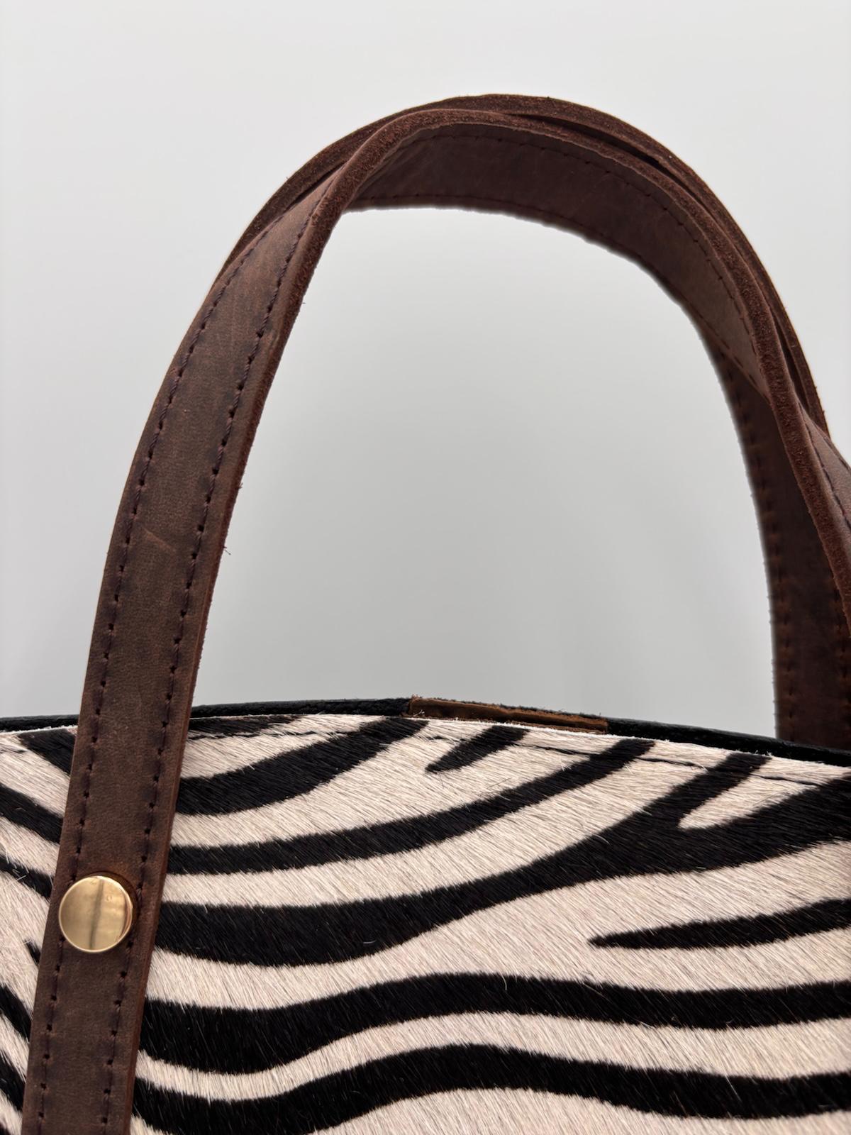 Mala Zebra Couro Castanho