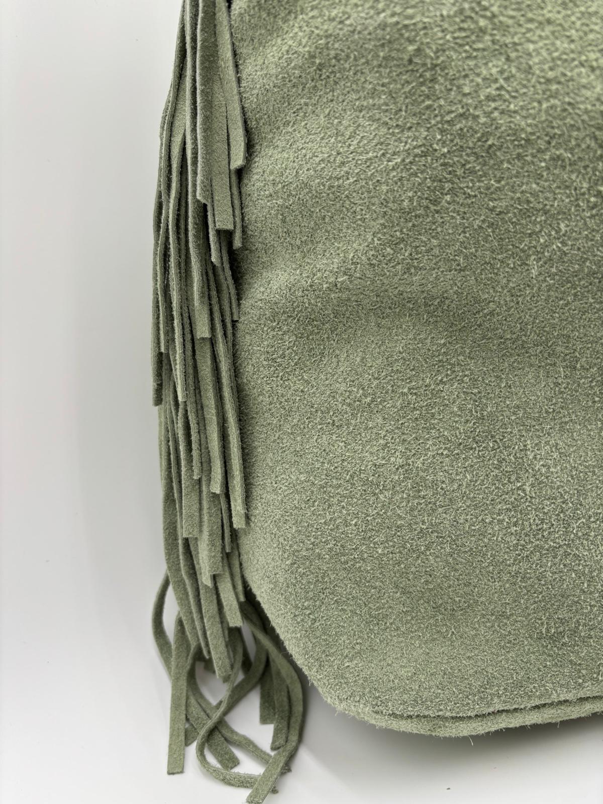 Saco Camurça Verde Franjas Laterais