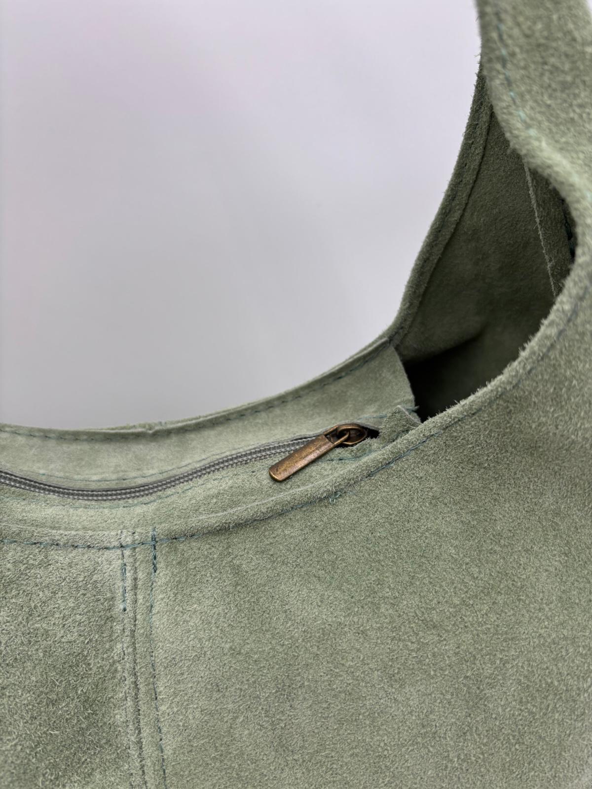 Saco Camurça Verde Franjas Laterais