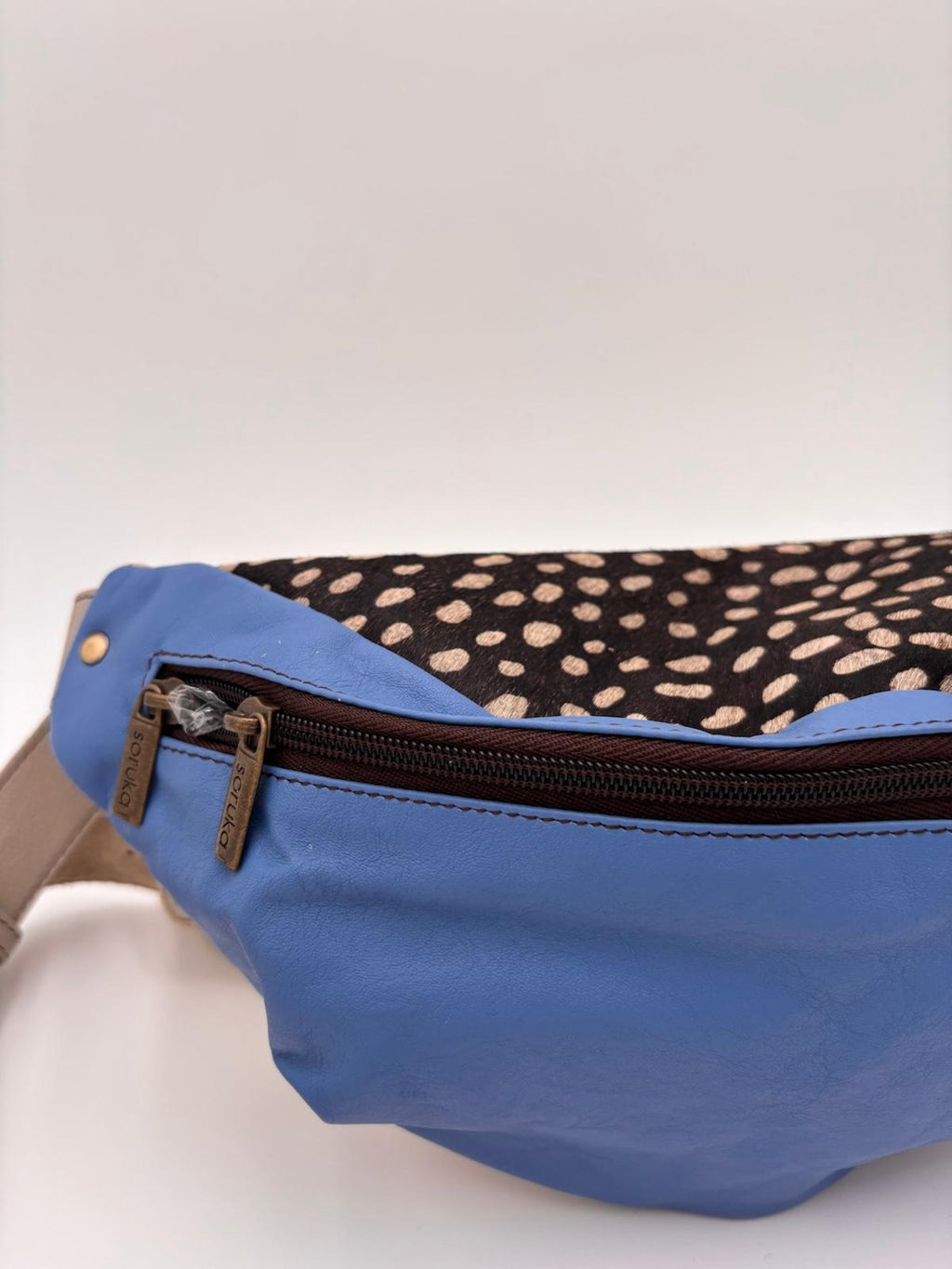 Bolsa de Cintura Animal Print Azul