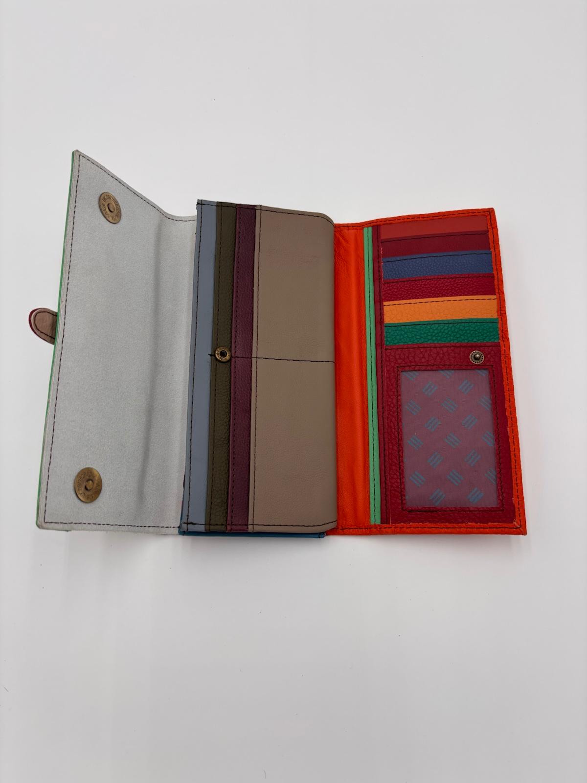 Carteira Animal Print Verde e Vermelha