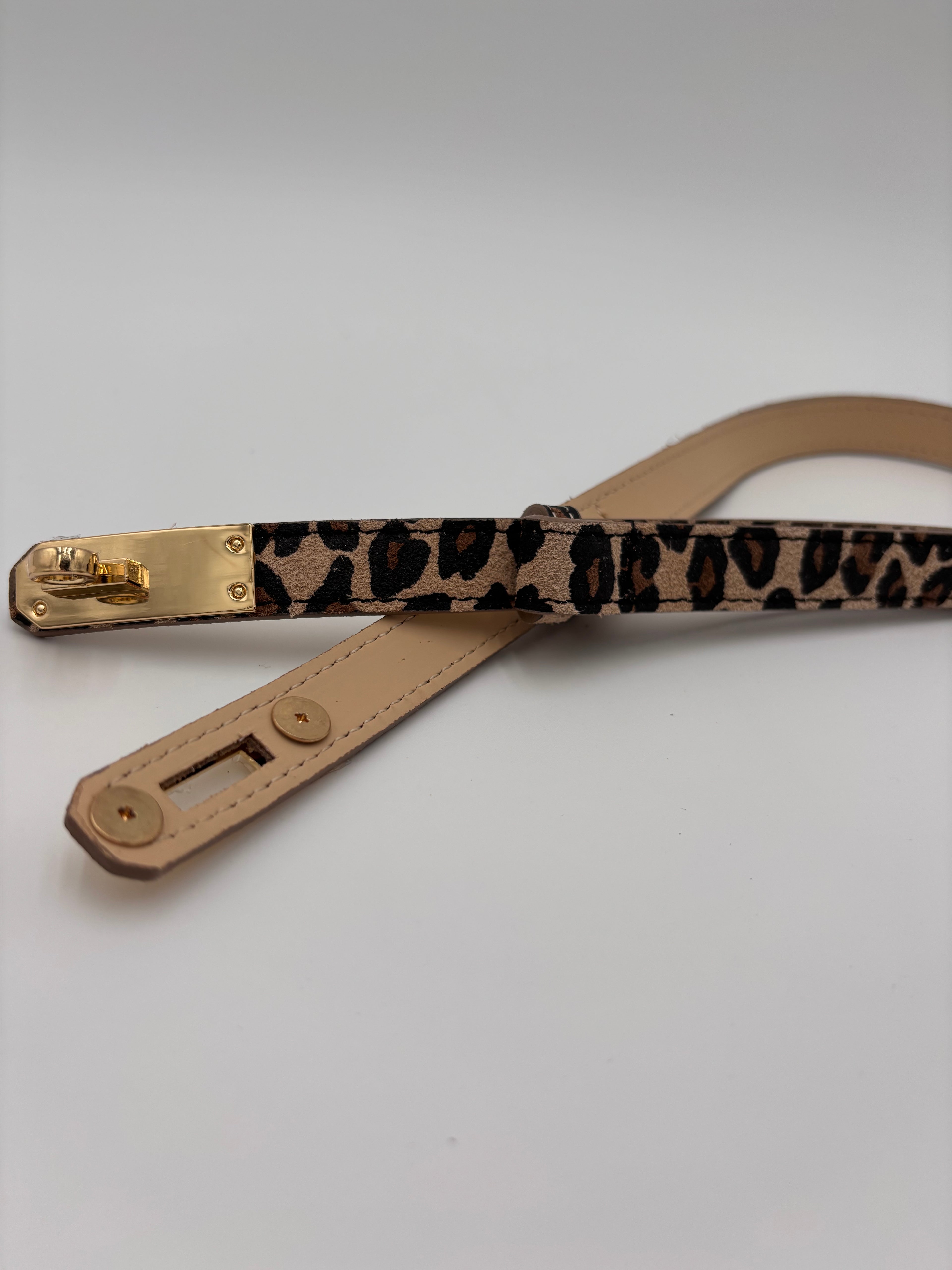 Cinto em pele ajustável animal print bege