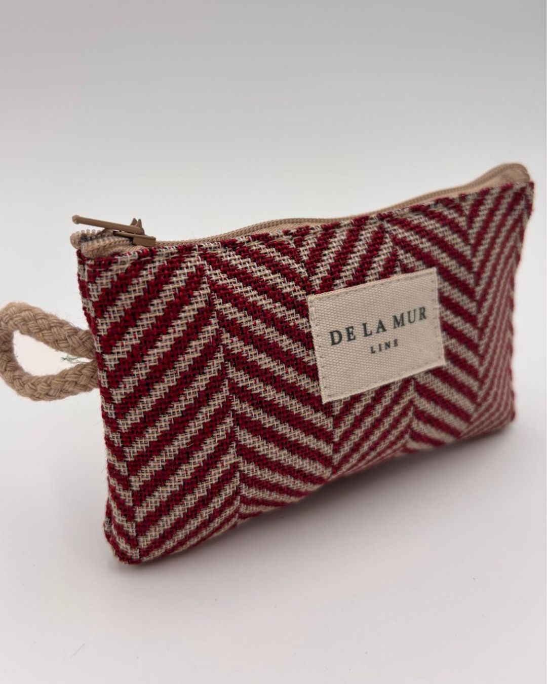 Carteira Pequena em Veludo Geométrico