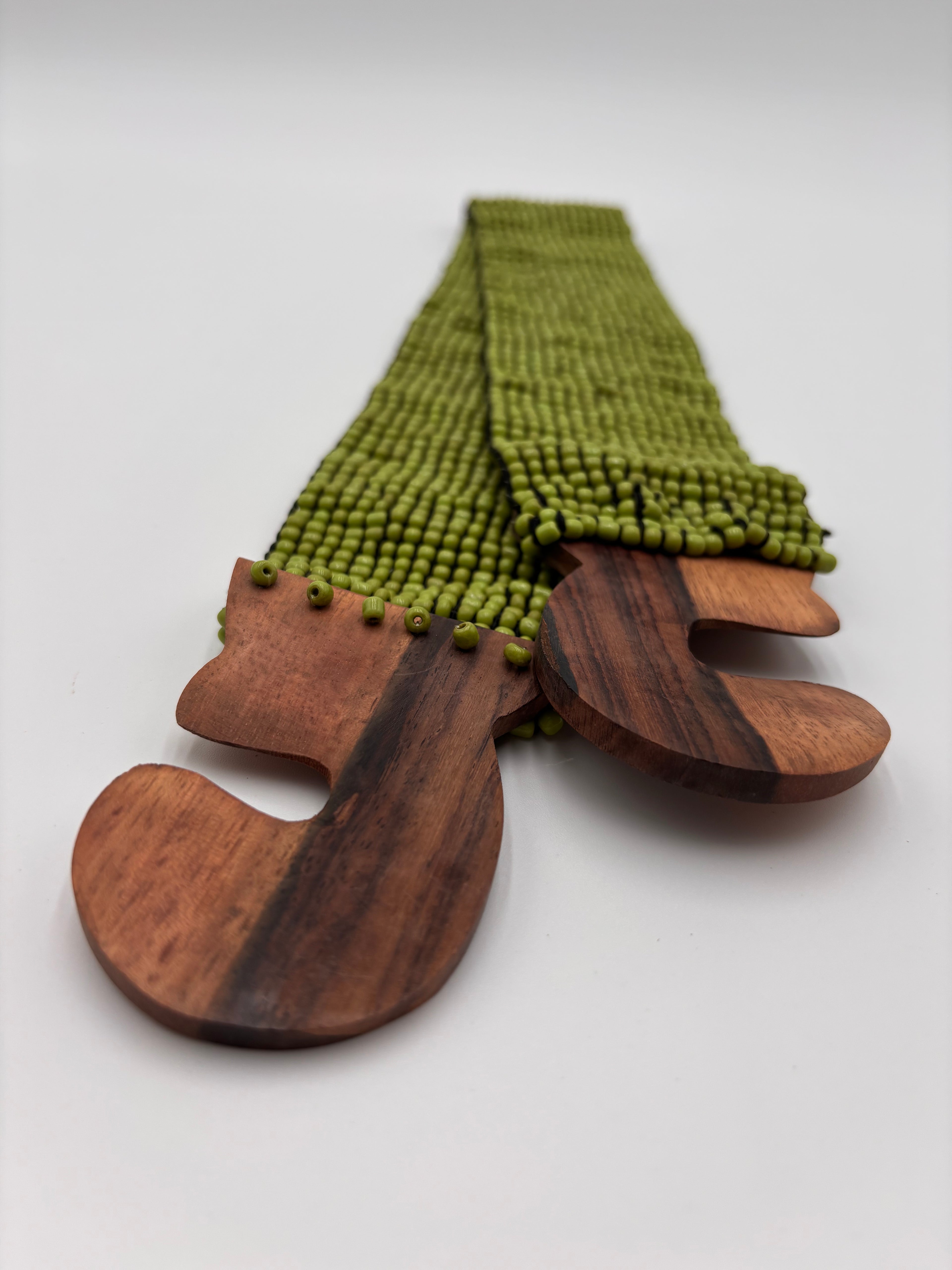 Cinto elástico com contas verde lima